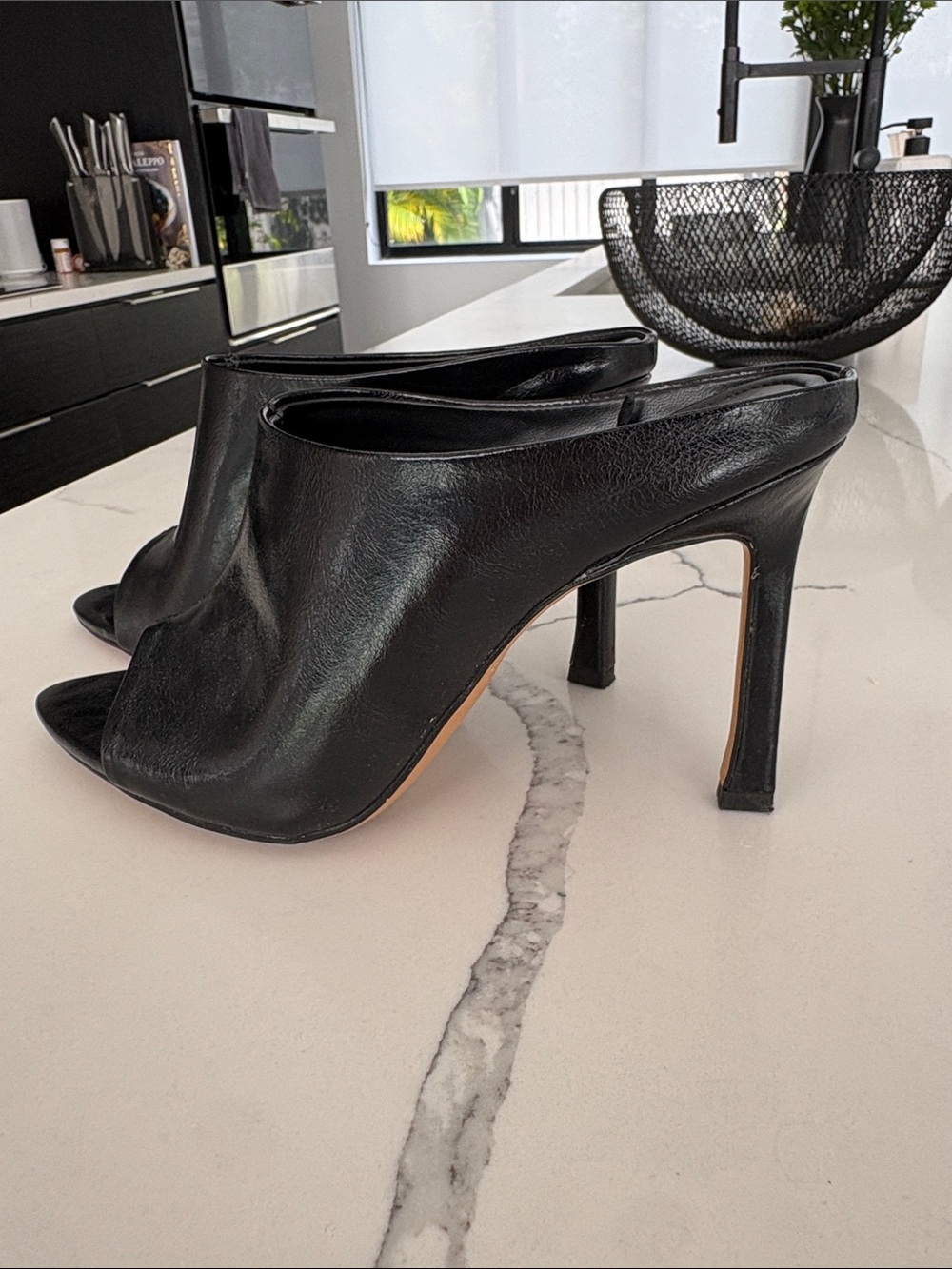 Zara Black vegan leather Open-Toe Mules. Like new. 39.